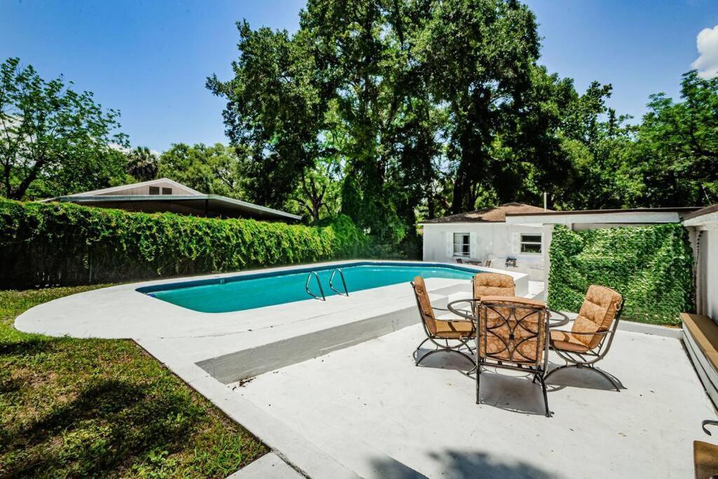 탬파 Beautiful Pool House In Old Seminole Heights! 빌라 외부 사진