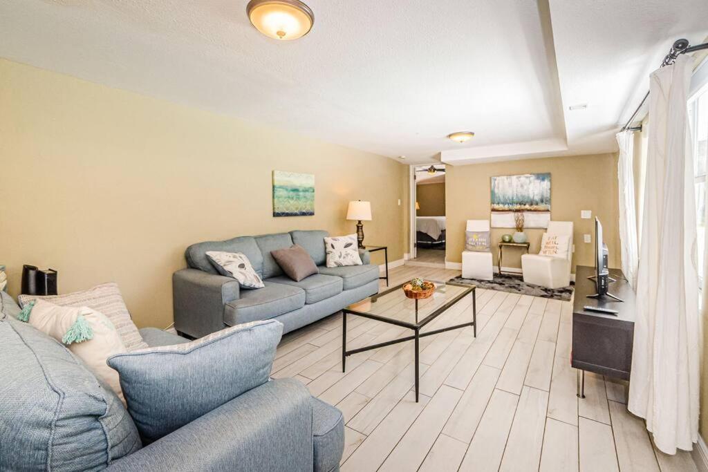 탬파 Beautiful Pool House In Old Seminole Heights! 빌라 외부 사진